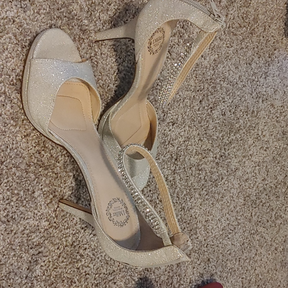 Formal heels